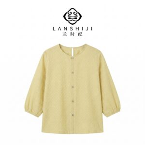 Elegant Mulberry Silk Shirt with Subtle Floral Weave
