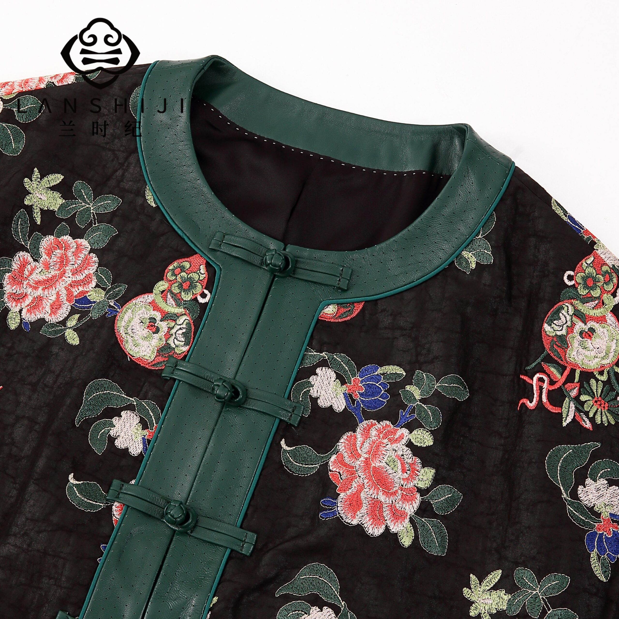 Gambiered Silk & Goat Leather Coat | 香云纱山羊皮外套 - Image 4