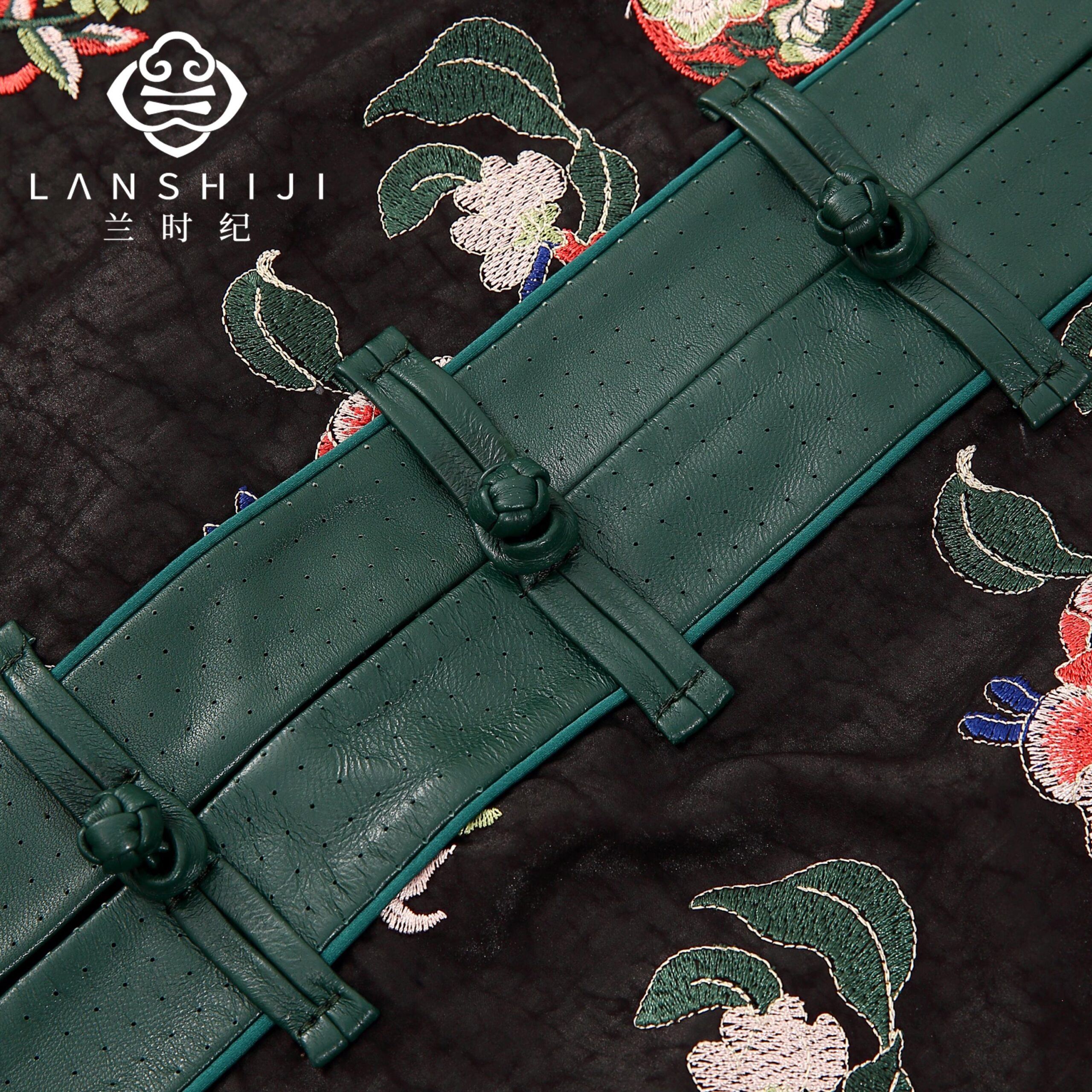 Gambiered Silk & Goat Leather Coat | 香云纱山羊皮外套 - Image 3