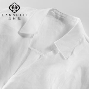 Alternative view of White Relaxed-Fit Linen Shirt - Comfortable and Stylish for Everyday Wear