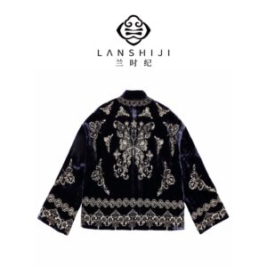 Alternative view of Butterfly Dance Embroidery Velvet Coat | 蝶舞刺绣丝绒外套