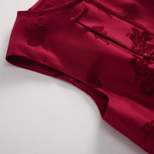 Red Butterfly Missing Flowers Zhang Velvet Vest for Women Elegant and Comfort... - Image 6