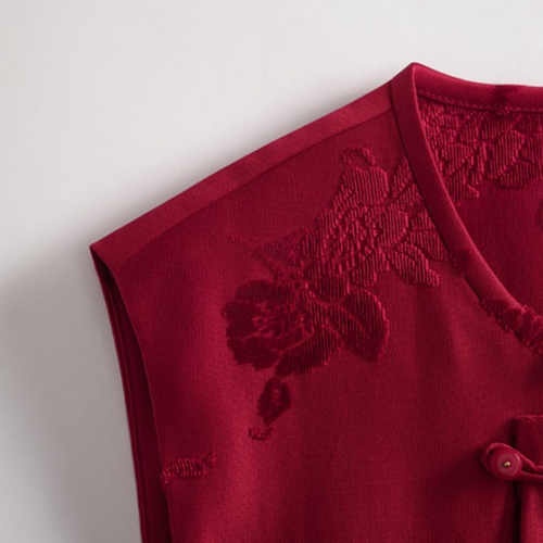 Red Butterfly Missing Flowers Zhang Velvet Vest for Women Elegant and Comfort... - Image 8
