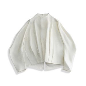 Mulberry Silk Jacquard Blouse in white | 黑白桑蚕丝提花小衫