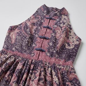 Alternative view of Clara Purple