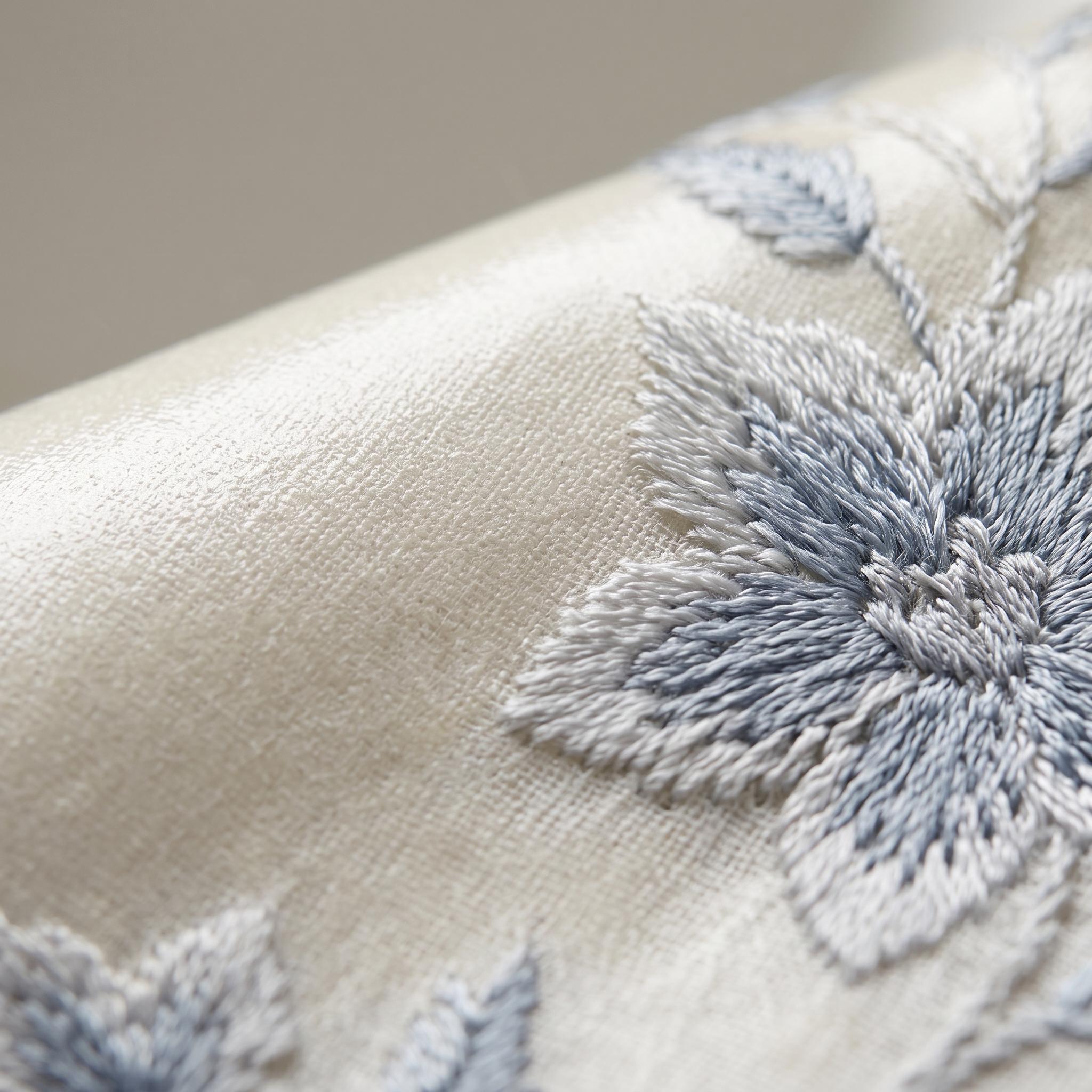 秀珍珠绣花马甲 Pearl Embroidered Vest - Image 5